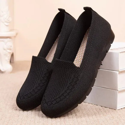 Padded loafers for women with stabilising sole