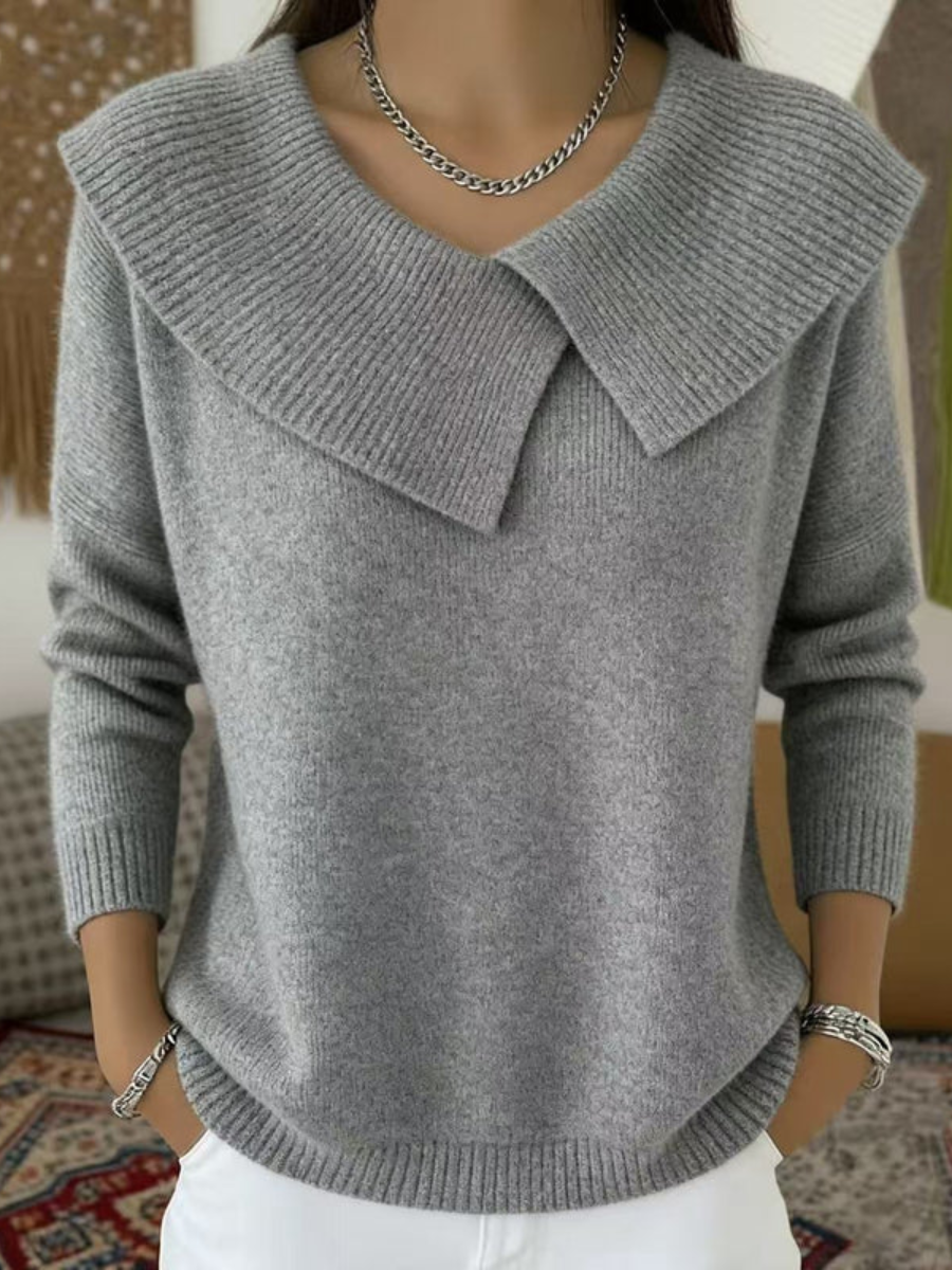 Sophie | Warm Jumper with Soft Collar
