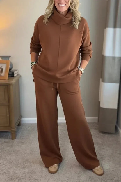 THALIA COZY TWO-PIECE TURTLENECK TRAVEL SET
