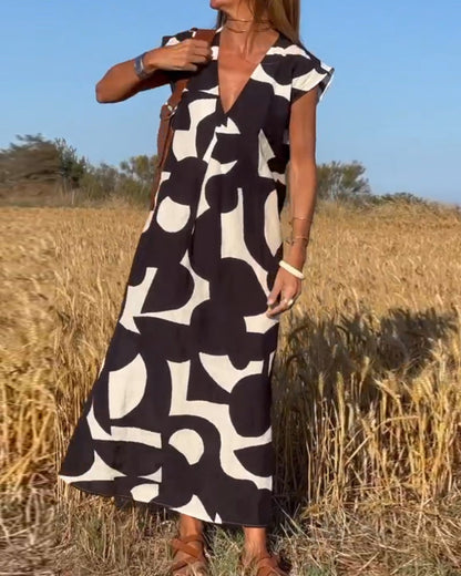 Naomi | Long Printed Dress with V-Neck and Flared Fit