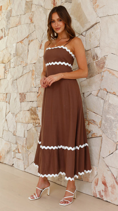 CLARA | LONG DRESS THAT HIGHLIGHTS SUMMER FEMININITY