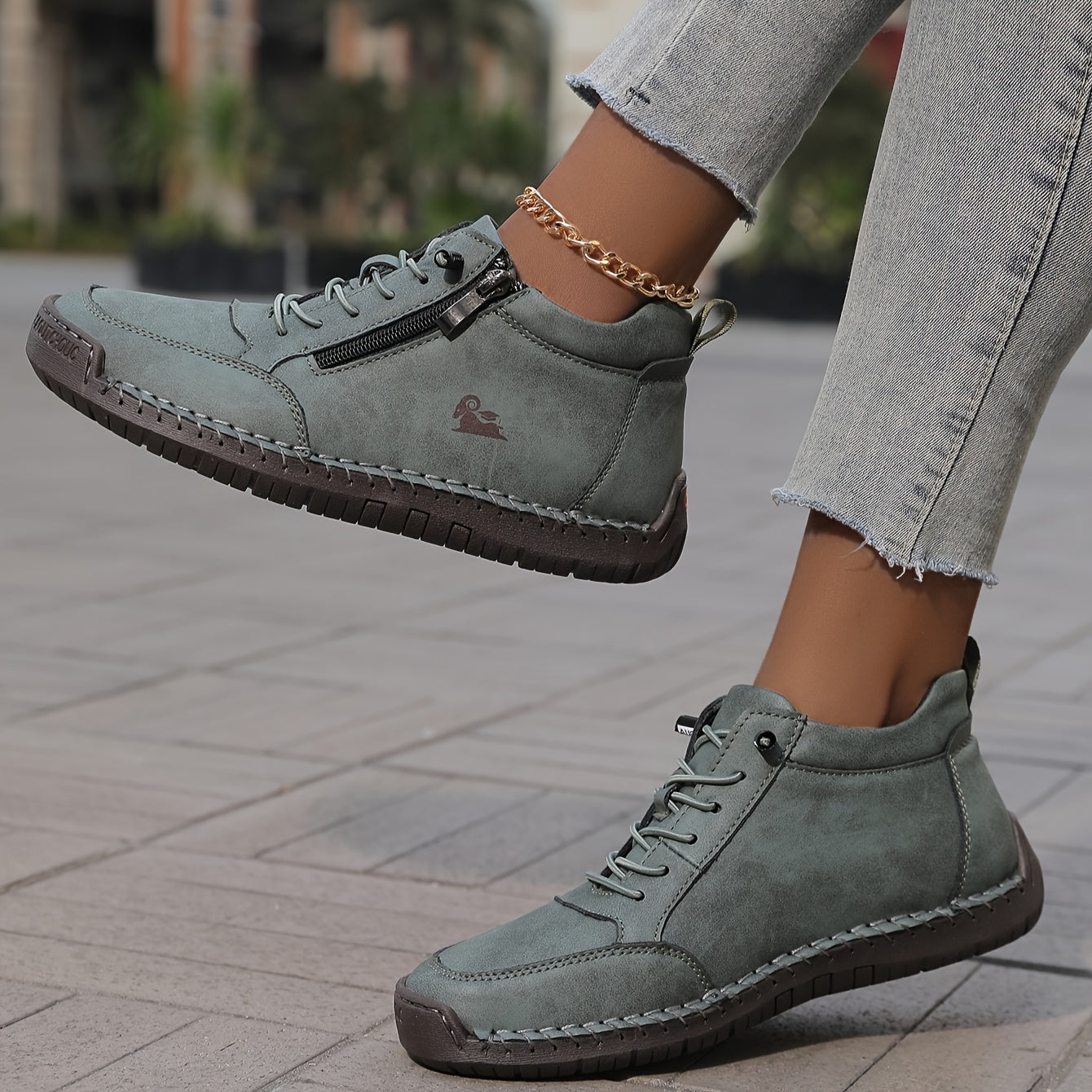 Émy™ | Therapeutic Comfort Trainers