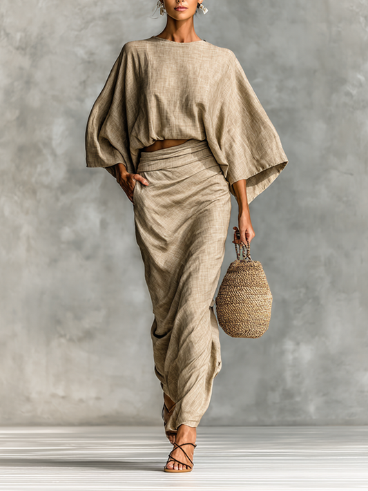 Selene | Two-piece set with long skirt and batwing sleeves