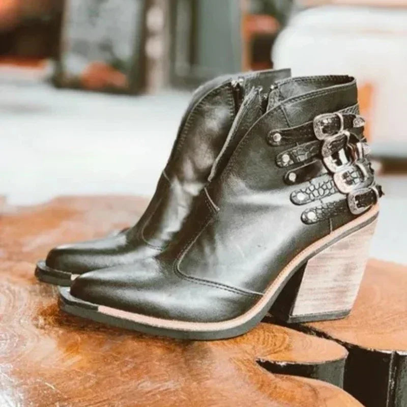 Glenna - Orthopaedic Boots