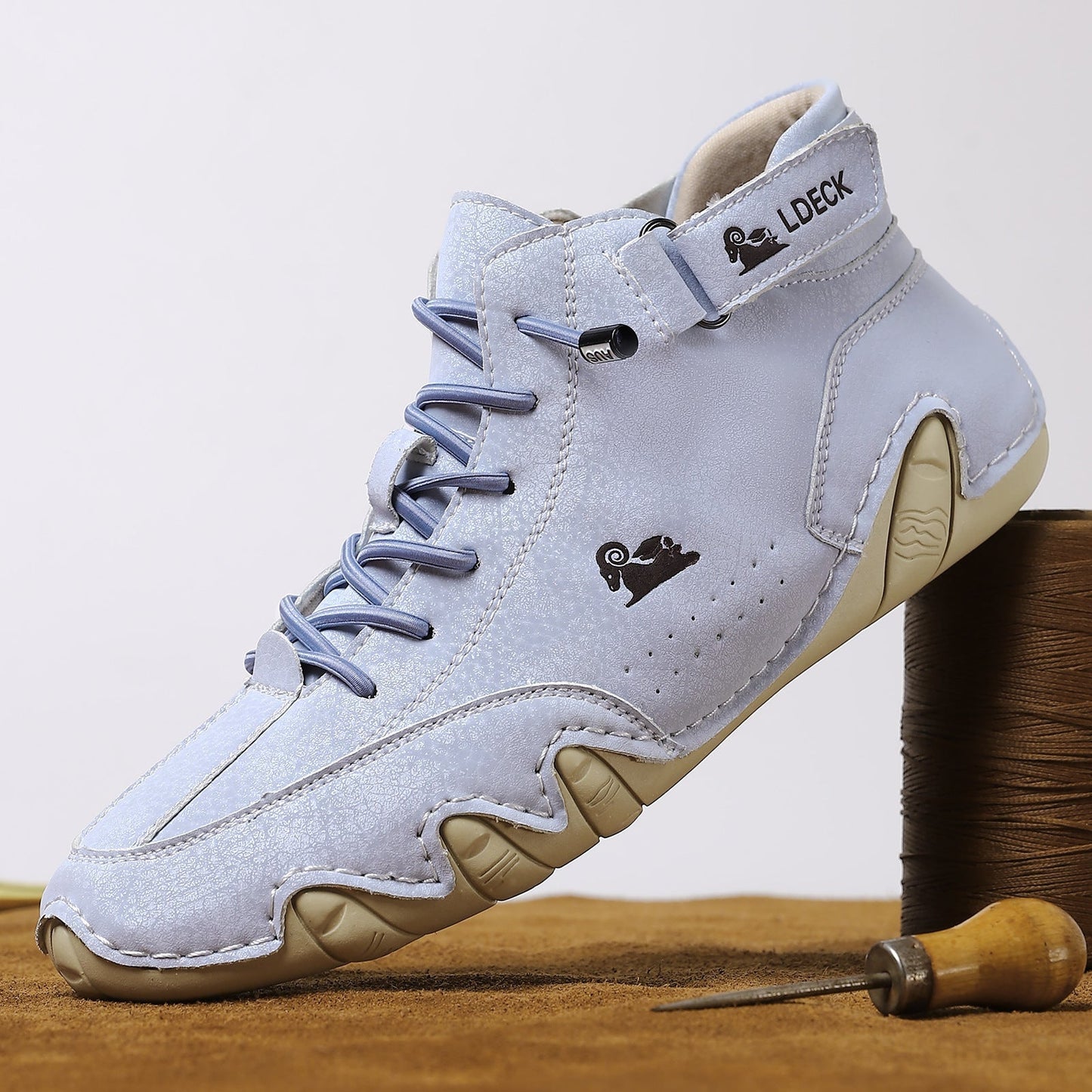 Waterproof and breathable orthopedic shoes