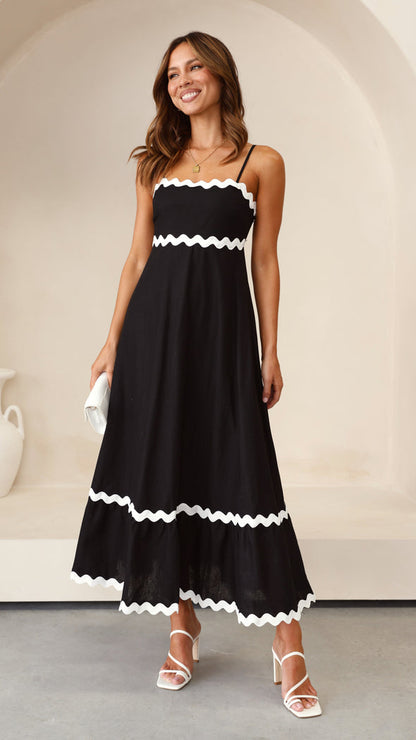 CLARA | LONG DRESS THAT HIGHLIGHTS SUMMER FEMININITY